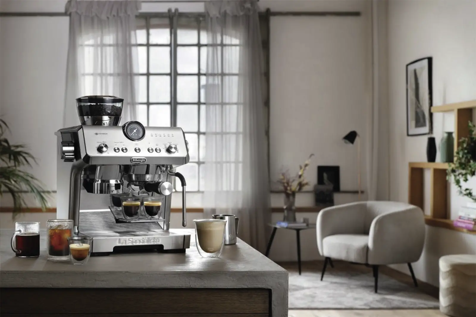 DeLonghi EC 9555.M La Specialista Opera Piston Espresso Koffiemachine