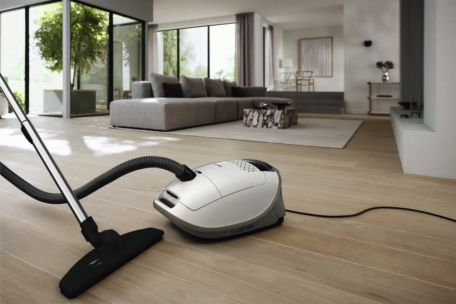 Miele Guard M1 Parquet XL Stofzuiger met Zak - Briljantwit