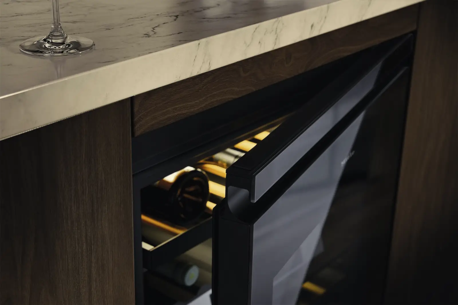 Miele KWTUS 7074 F obsw Inbouw Wijnklimaatkast