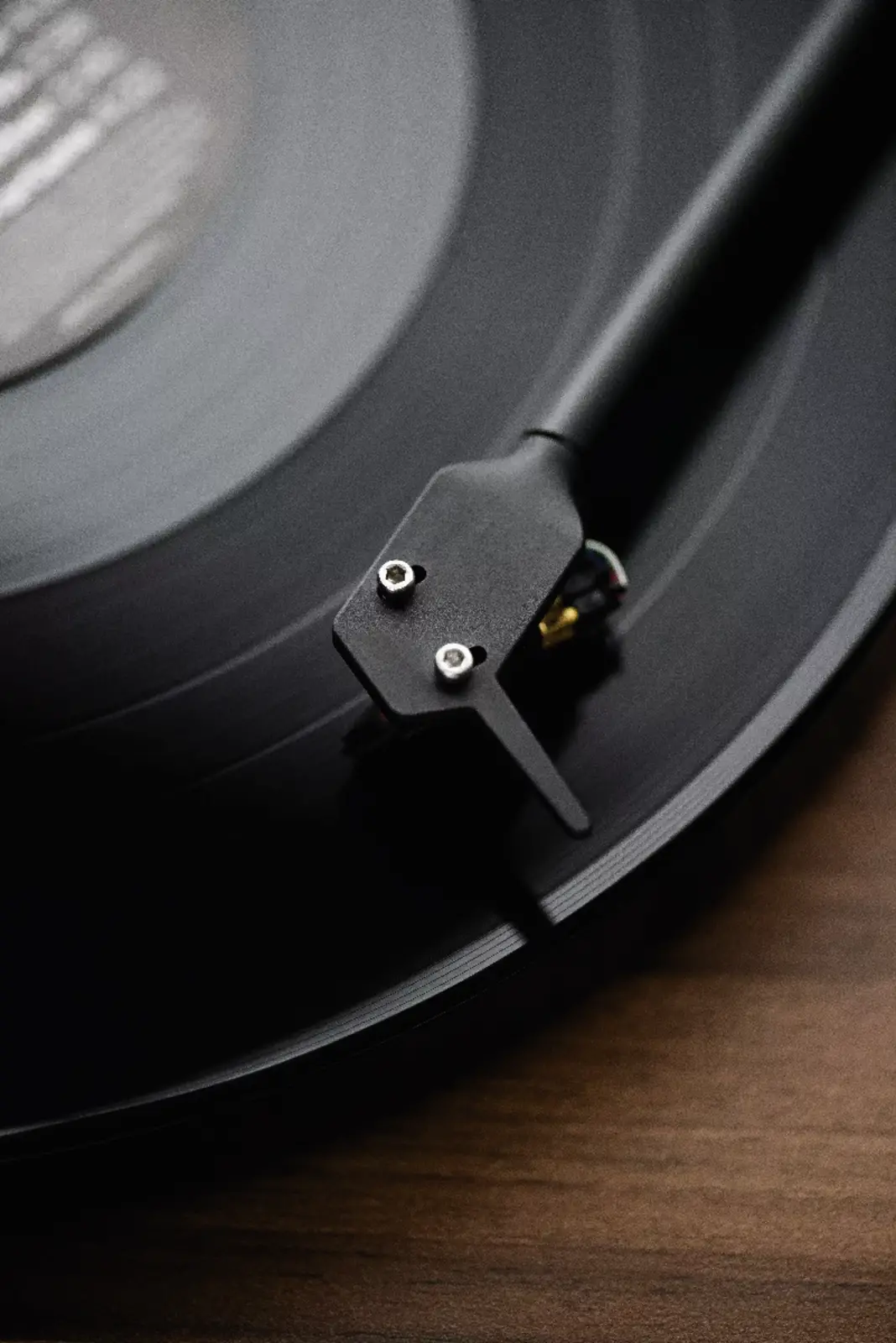 Pro-Ject E1 BT AT3600L Platenspeler Voorversterkt Bluetooth - Walnoot