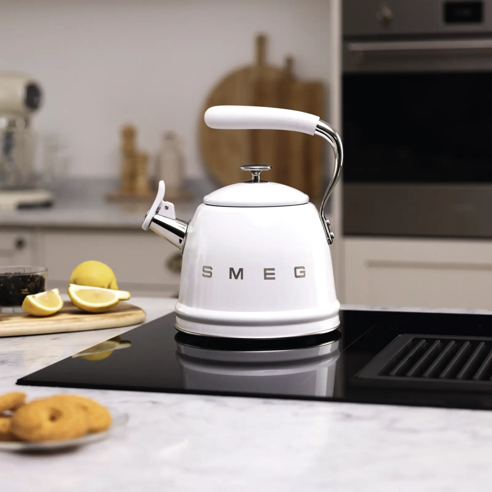 SMEG WKF01WH 50's Style Fluitketel - Wit