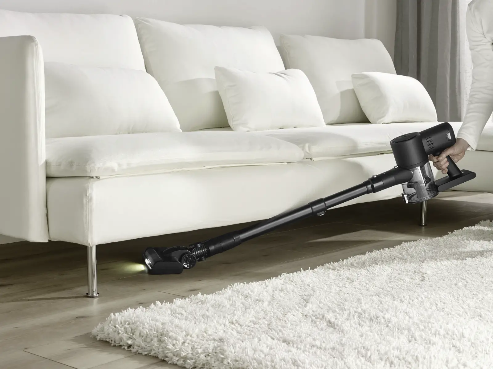 HV 7193