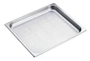 DGGL 12 Stoomovenpan met gaten